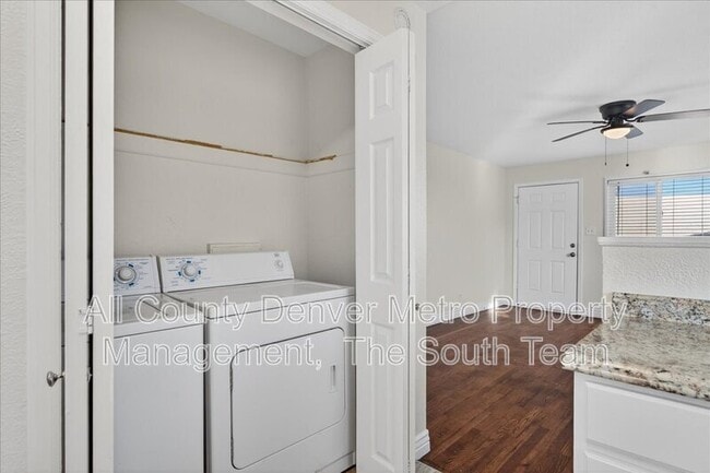 Building Photo - 69 Del Mar Cir