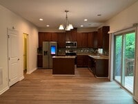 Building Photo - 219 Luna Trail