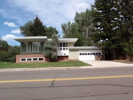 Building Photo - 1815 E Park Ave