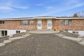 Building Photo - 9715 N Stevens St