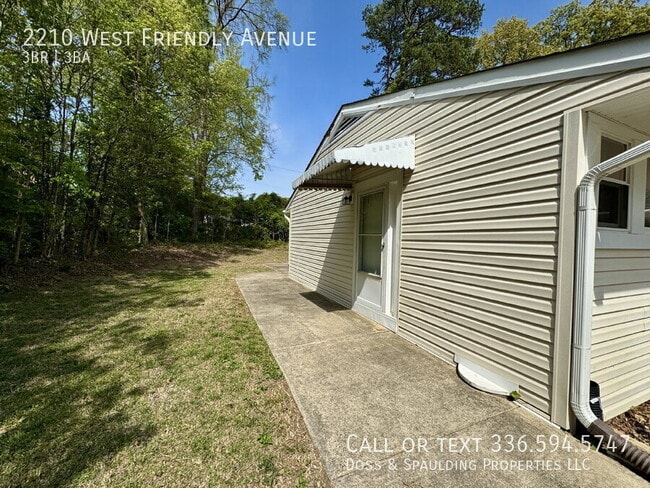 Building Photo - 2210 W Friendly Ave