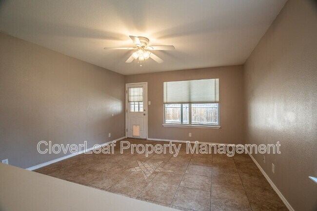 Building Photo - 9123 Valhalla