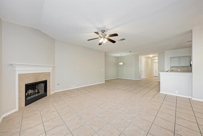 Building Photo - 2308 John Tee Dr