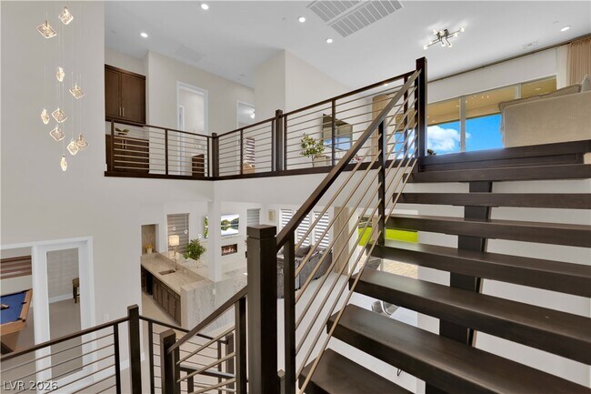 Building Photo - 10663 Stone Ledge Ave