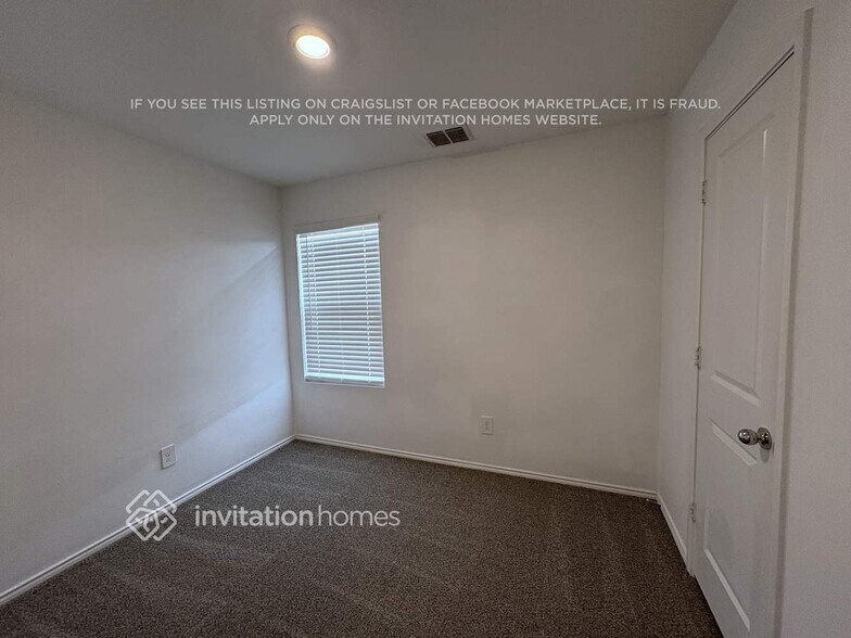 Building Photo - 3054 Wallace Wls Ct