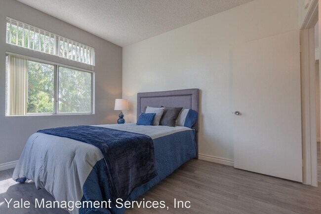 Building Photo - 11473 Riverside Dr