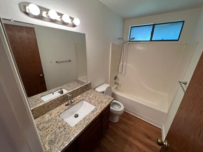 Building Photo - 8654 Thelen Ct