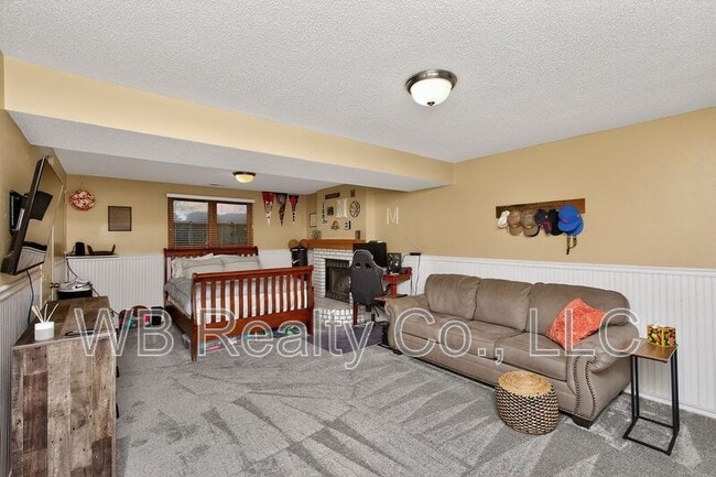 Building Photo - 260 Windfield Pkwy