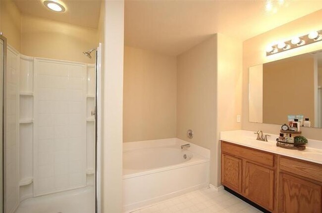 Building Photo - 21646 Sunrise Brook Ln
