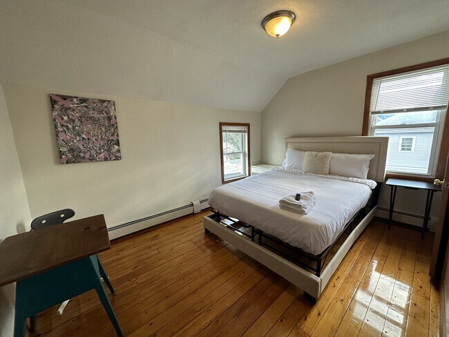 Building Photo - 126 Indiana Ave