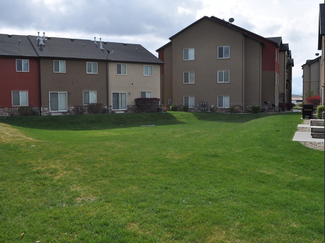 Building Photo - 285 S 810 W