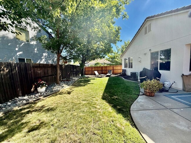 Building Photo - Great home in a cul de sac