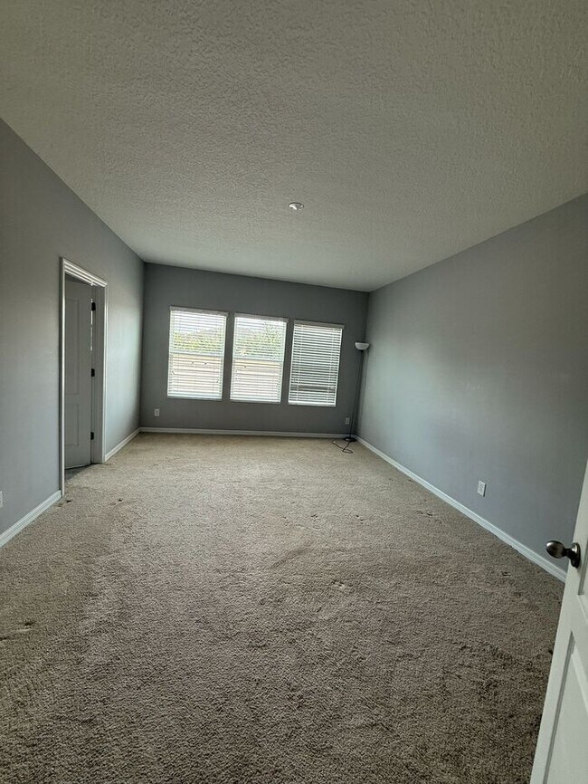 Building Photo - 7681 Ripplepointe Way