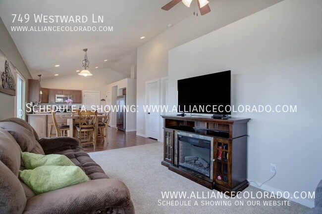 Building Photo - 749 Westward Ln