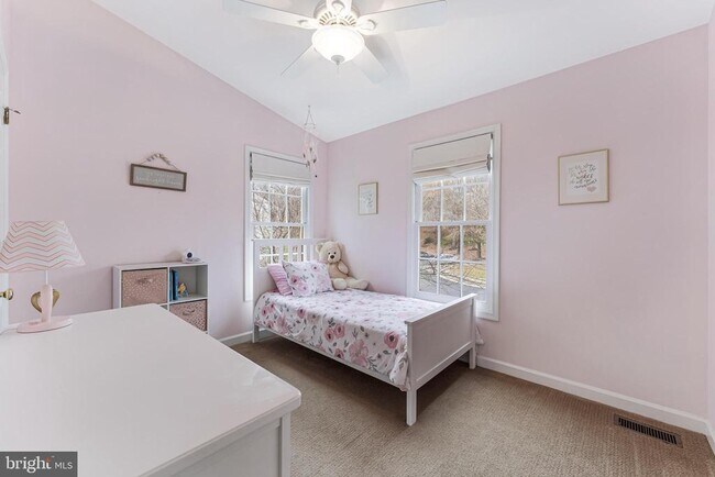 Building Photo - 12165 Abbey Glen Ct