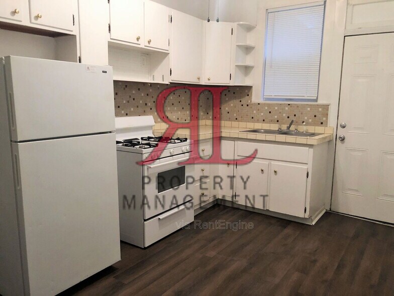 Building Photo - 346 Stewart Ave