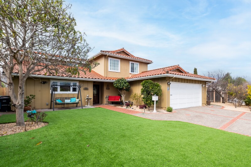 Building Photo - 1841 Bahia St