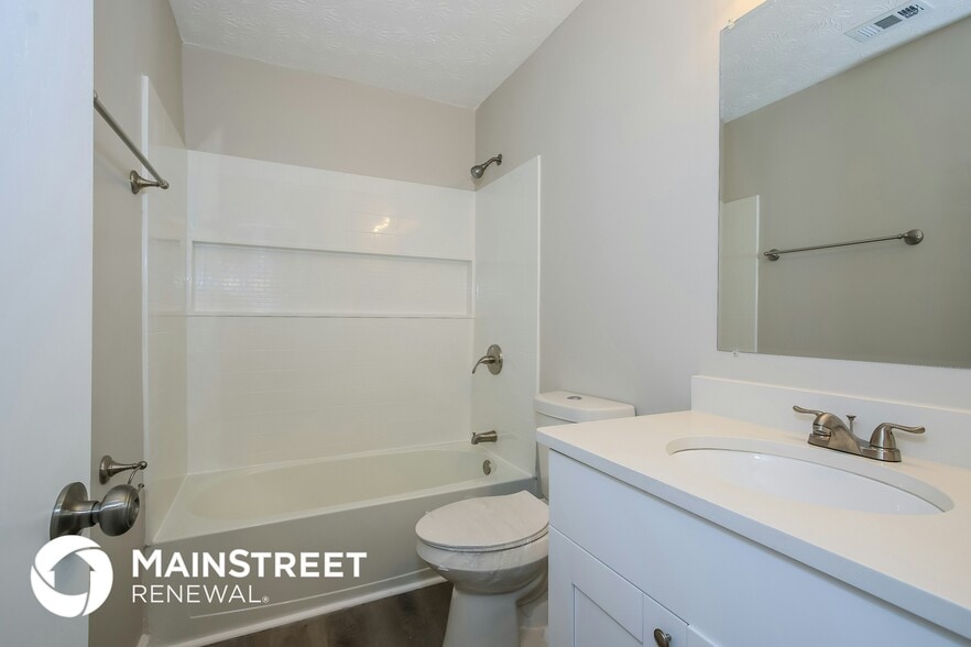 Building Photo - 4602 High Gate Ln