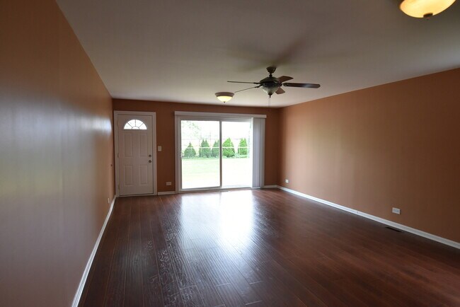 Building Photo - 1702 N Waterman Ave