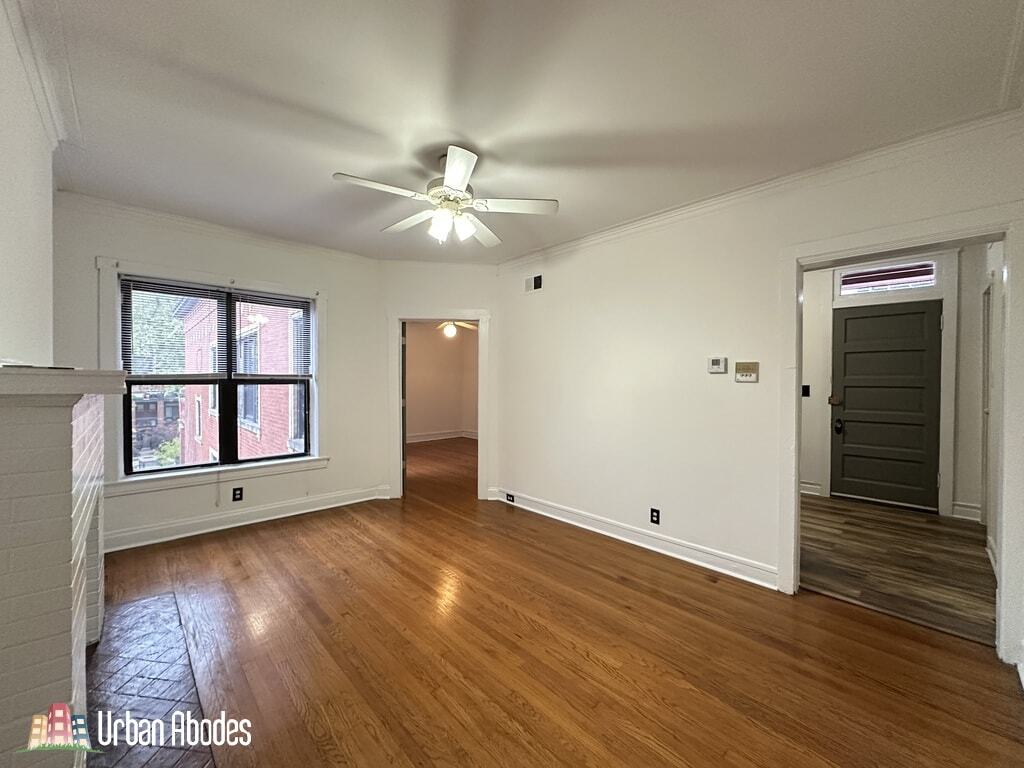 Building Photo - 3722 N Sheffield Ave