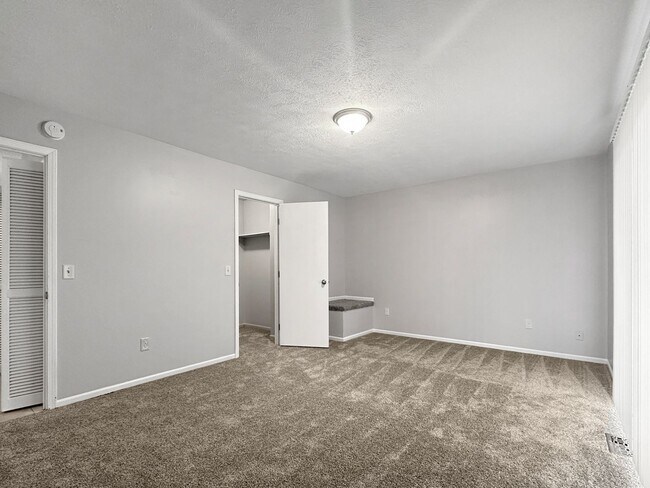 Building Photo - 6572 Winans St