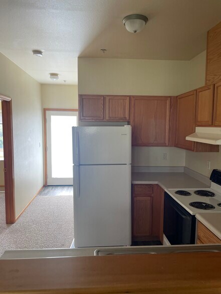 Building Photo - 303 Elwood Ct