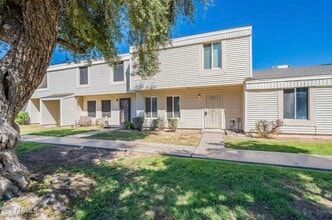 Building Photo - 6526 S McAllister Ave