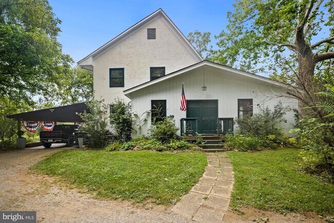 Building Photo - 35299 Snickersville Turnpike