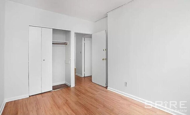 Building Photo - 3 bedroom in NEW YORK NY 10009