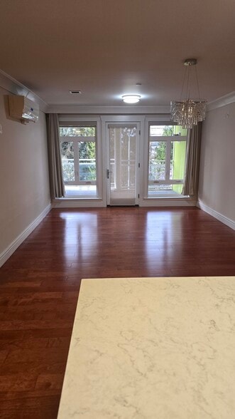 Building Photo - 7440 E Green Lake Dr N