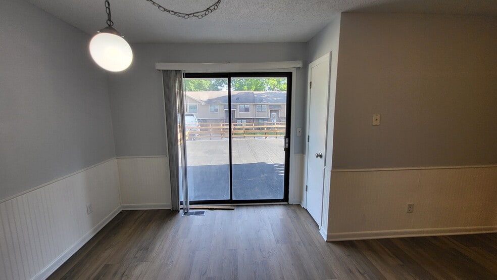 Building Photo - 14038 Dornoch St
