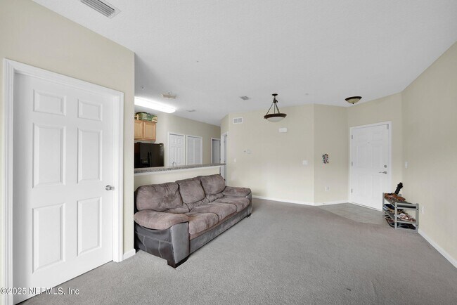 Building Photo - 8241 Pelican Landing Rd