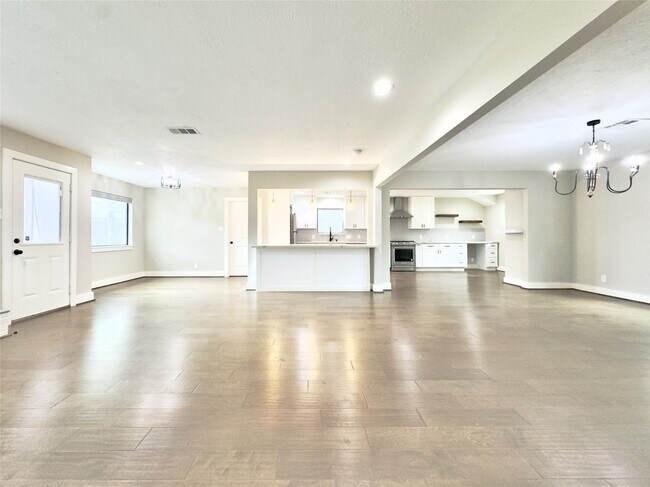 Building Photo - 14103 Kellywood Ln