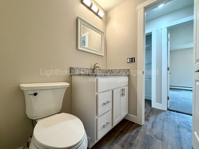 Building Photo - 2633 Woodward Ave SW