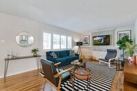 Building Photo - 3296 S Grape St