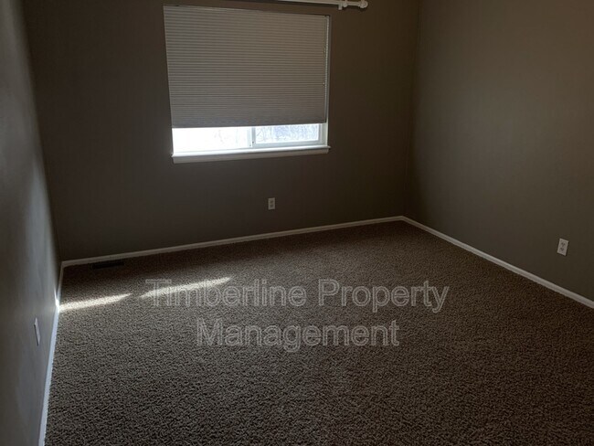 Building Photo - 2511 Antietam Ln