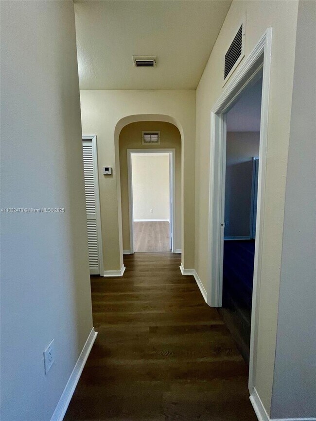 Building Photo - 13850 SW 274th Terrace