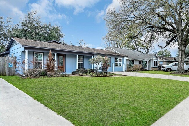 Building Photo - 5201 Verdome Ln