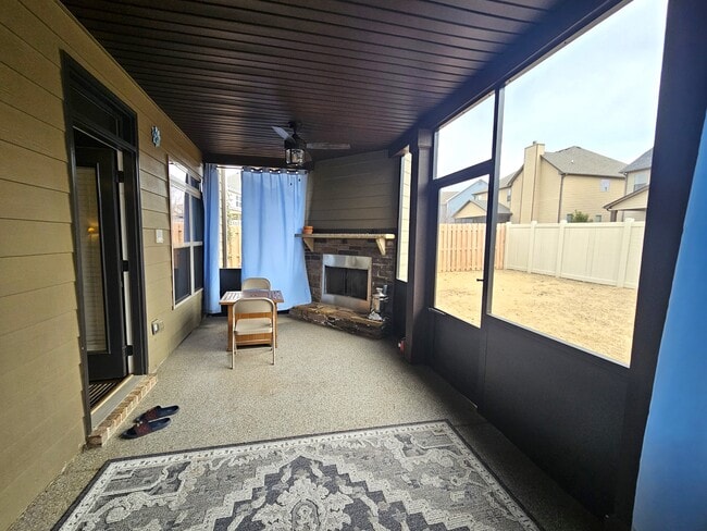 Building Photo - 202 Ermon Ct