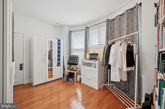 Building Photo - 431 S 51st St