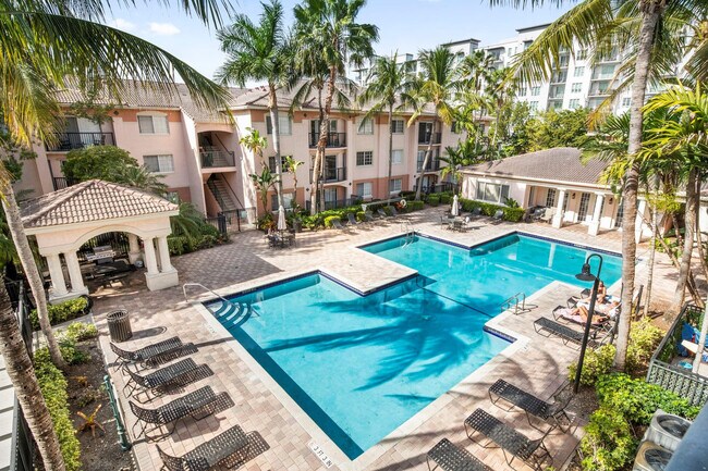 Building Photo - 2005 SE 10th Ave