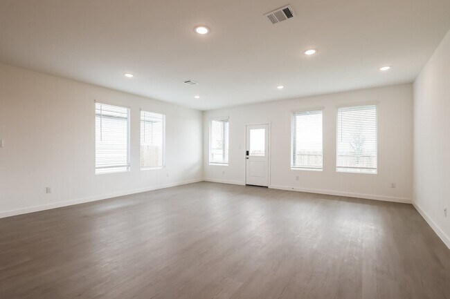 Building Photo - 11742 Carolina rose