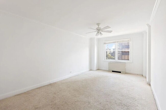 Building Photo - Spacious 1 Bedroom 1 Bathroom