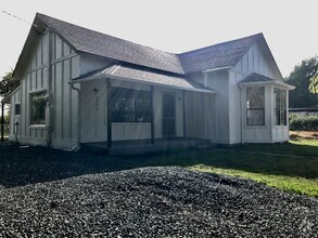 Building Photo - 4221 Hoff Rd