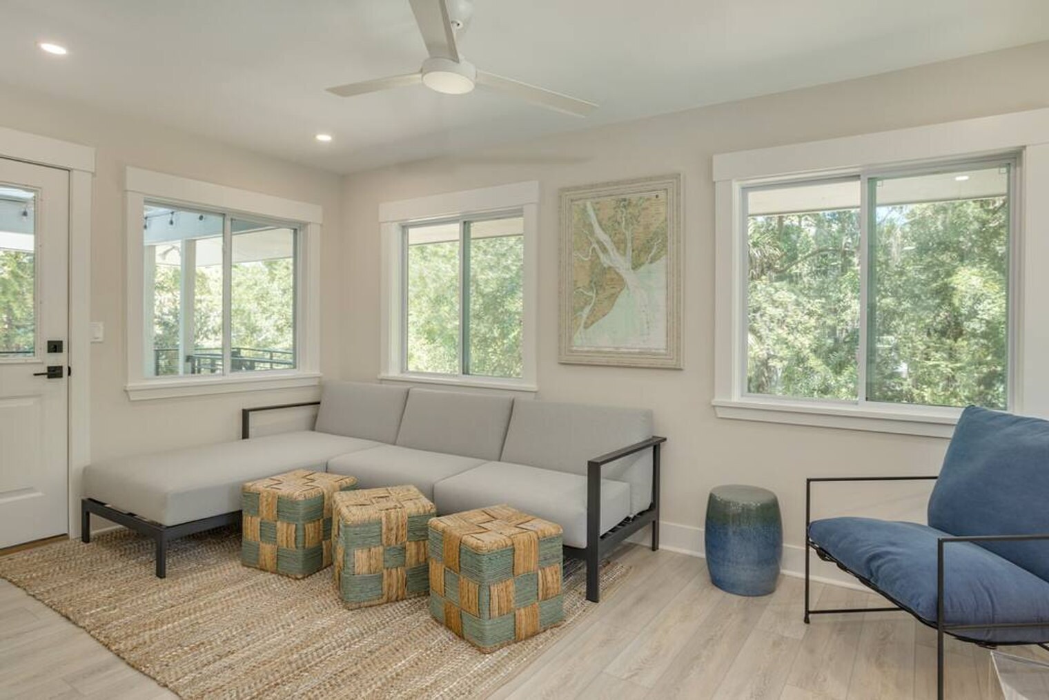 Building Photo - 1 Laurel Ln