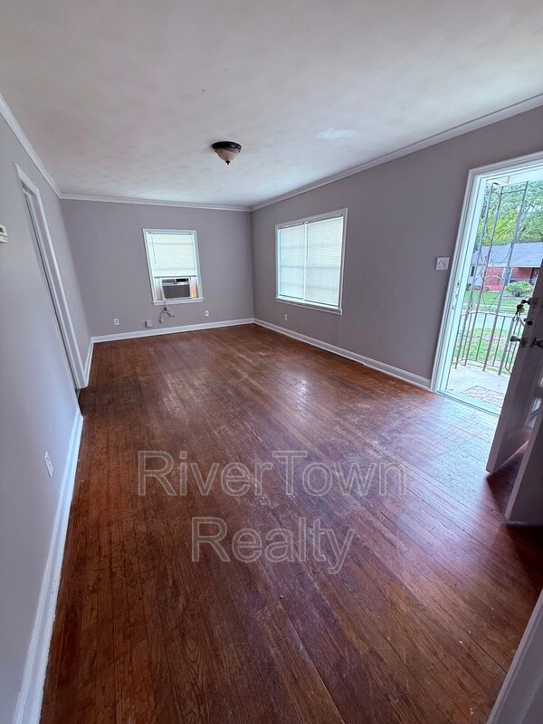 Building Photo - 3518 Hendricks Ave