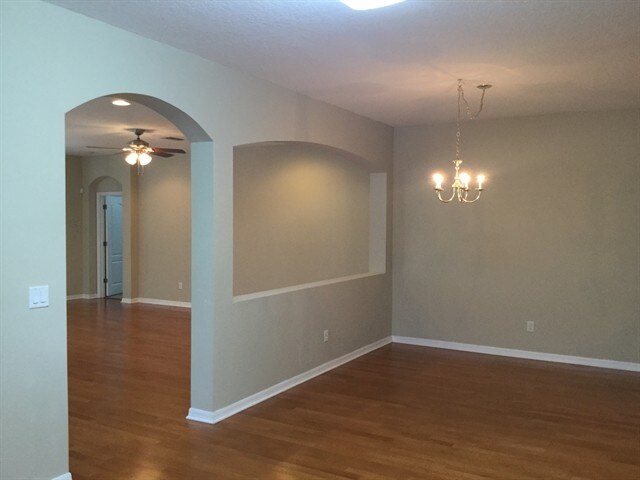 Building Photo - 7729 Grasmere Dr