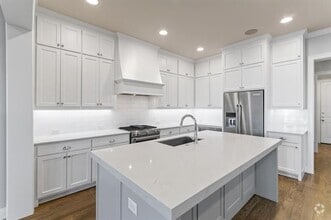 Building Photo - 6531 Roper St
