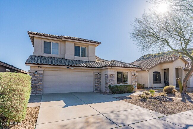 Building Photo - 2017 E Creedance Blvd