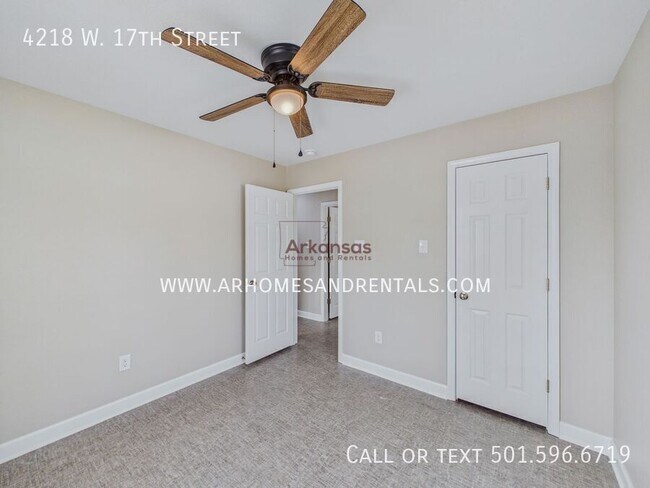 Building Photo - 4218 W 17th St